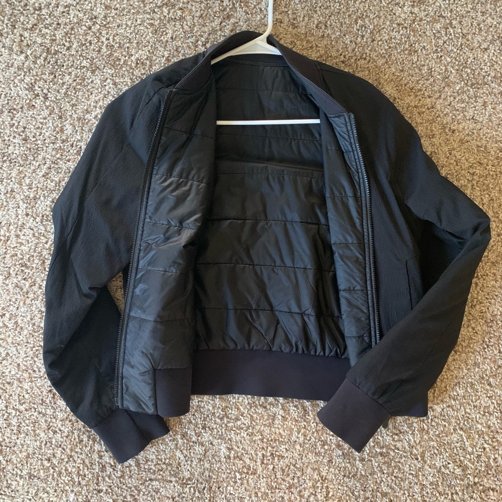 Black reversible lululemon bomber jacket